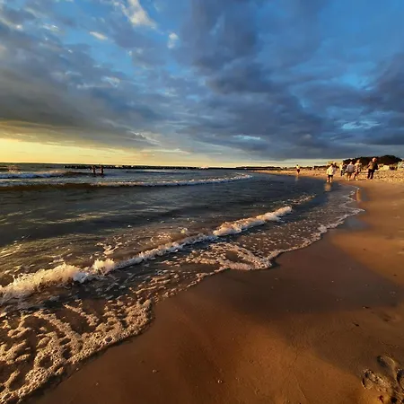 Marina アパート ダルウフコ